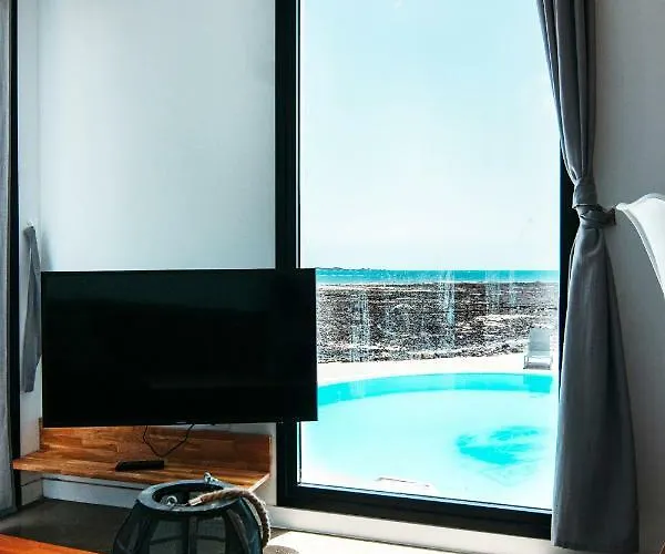 Punta Elena * Κοραλέχο